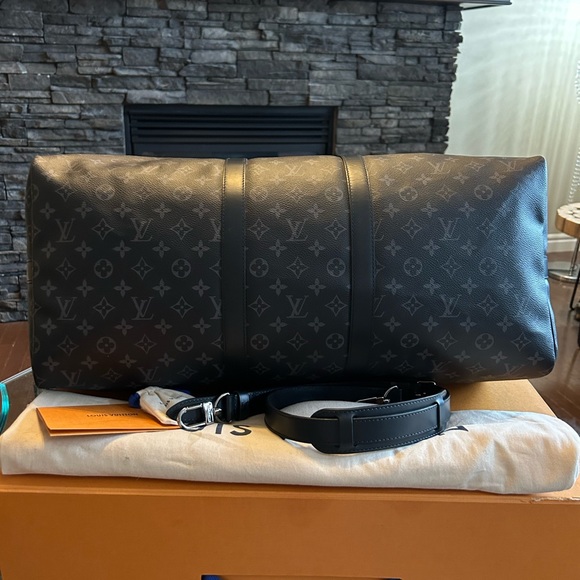 Authentic Louis Vuitton eclipse duffle 55 - Picture 4 of 7